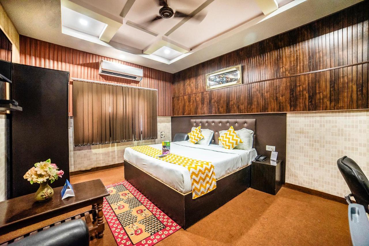 Fabexpress Landmark Awadh Hotel Lucknow Exterior photo